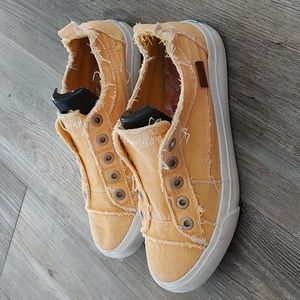 Blowfish size 9 yellow distressed slip ons